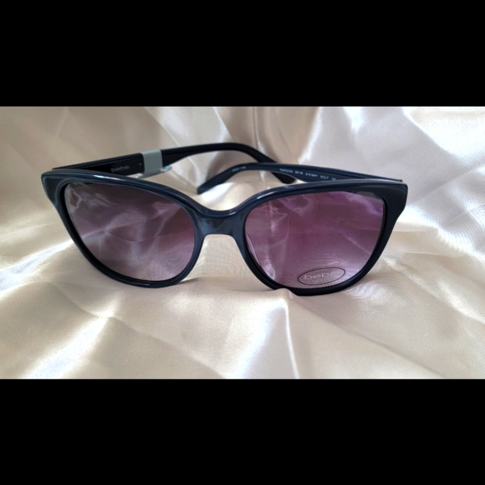 BEBE BB 7185 414 NAVY OPTHALMIC SUNGLASSES